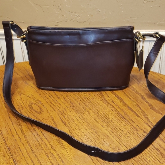 Coach Handbags - Vintage Coach Brown leather Shoulder Bag